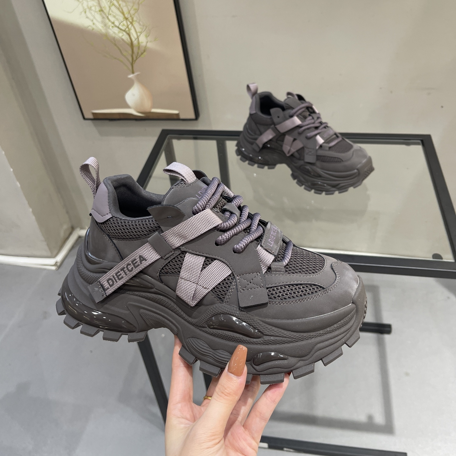 显脚小运动轻便不累脚复古老爹鞋