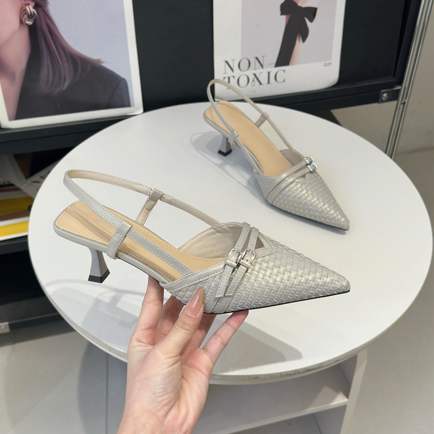 法式尖头细跟6cm包头凉鞋女2026春夏新款温柔气质编织浅口高跟鞋,女鞋,时装凉鞋,淘宝优惠券,粉丝福利购,淘宝优惠卷