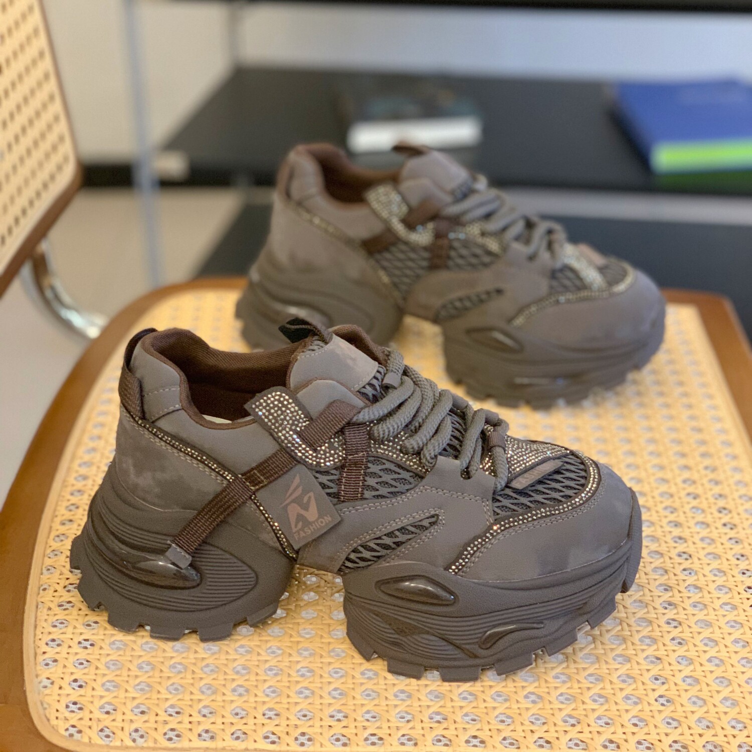 增高显腿长轻便炸街时尚感老爹鞋