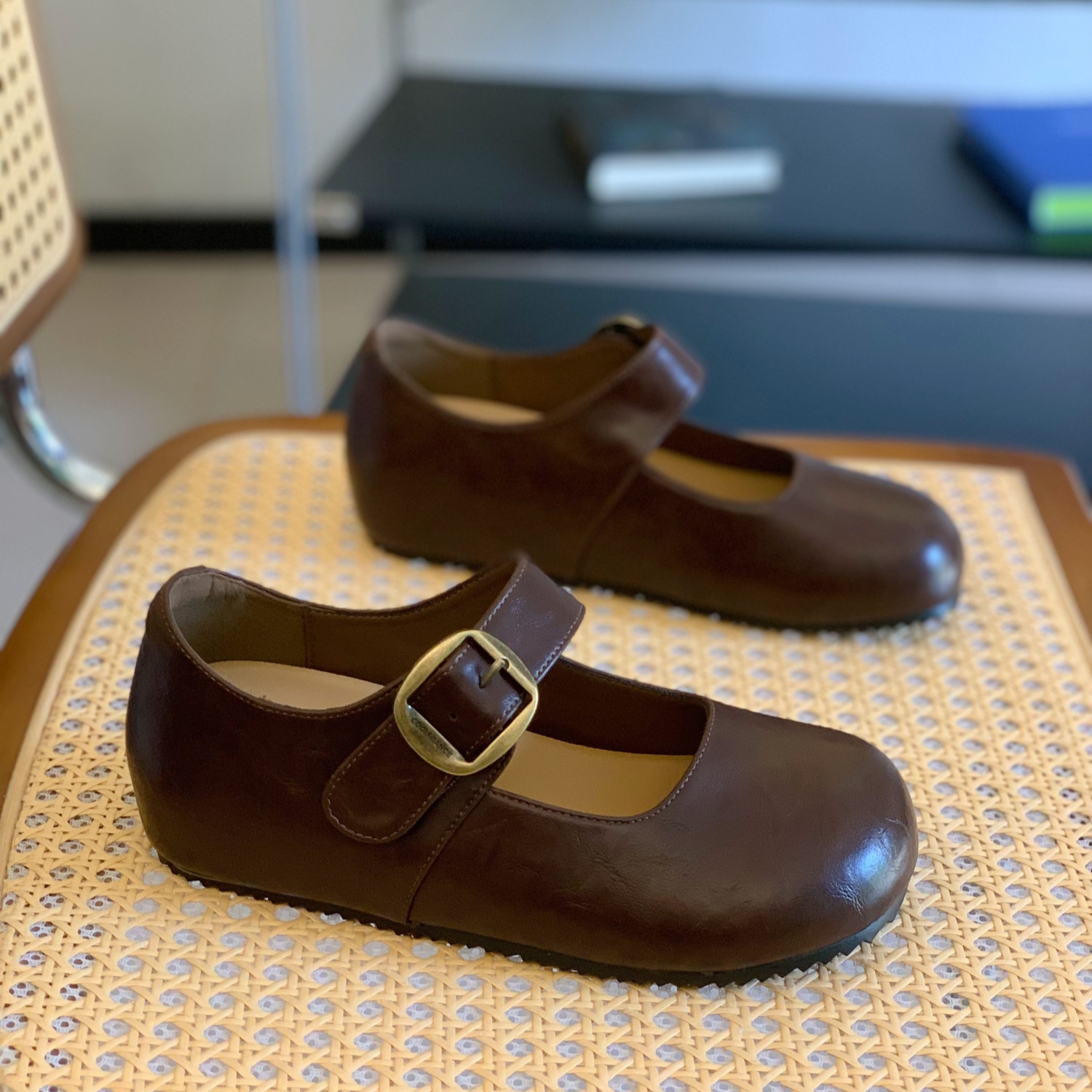 大头丑萌甜美时尚显脚小通勤单鞋