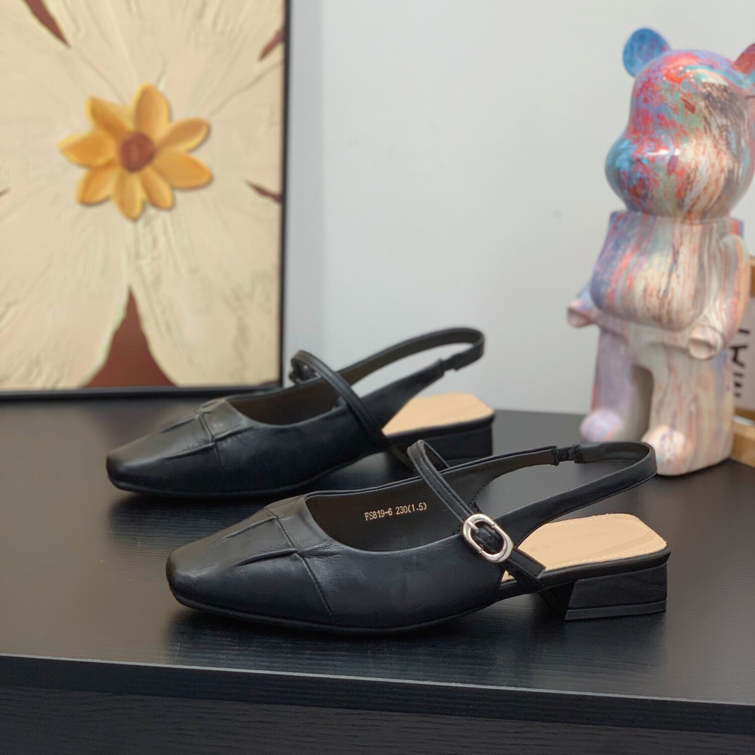 气质高级感褶皱方头单鞋女2026夏季新款浅口玛丽珍后绊带时装凉鞋