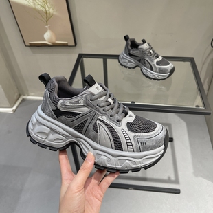 厚底复古做旧休闲运动鞋 超火炸街显脚小真皮老爹鞋 女2025秋冬新款