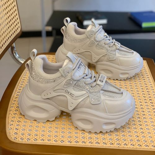 轻便厚底舒适透气运动跑步鞋子