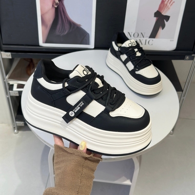 显脚小复古增高百搭拼色熊猫板鞋