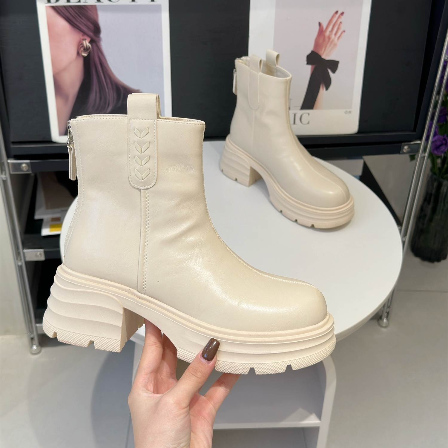 小个子增高显腿长6cm切尔西短靴