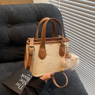 今年流行撞色水桶包女2026爆款超火小包包洋气百搭印花手提斜挎包