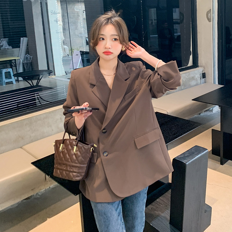 韩版流行咖色小西装外套女春秋2025新款春装时尚气质宽松西服上衣，女装西装，浙宝088
