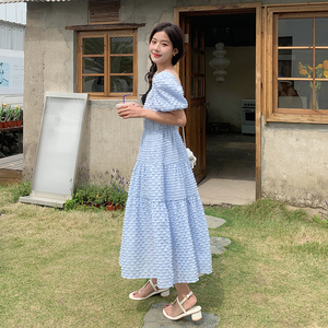 蓝色泡泡袖连衣裙女2025年夏季新款法式温柔风气质显瘦甜美初恋裙图片