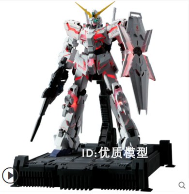 万代独角兽高达模型