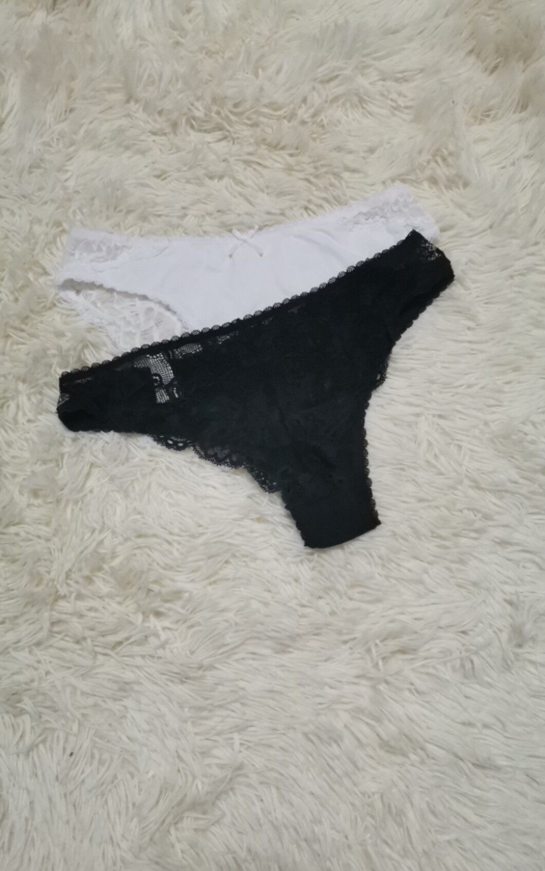 innamor*原单图腾蕾丝拼接窄档丁字裤女生低腰三角内裤底裤裤头