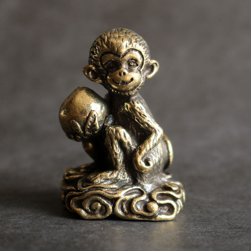 纯黄铜可爱猴子桌面摆件