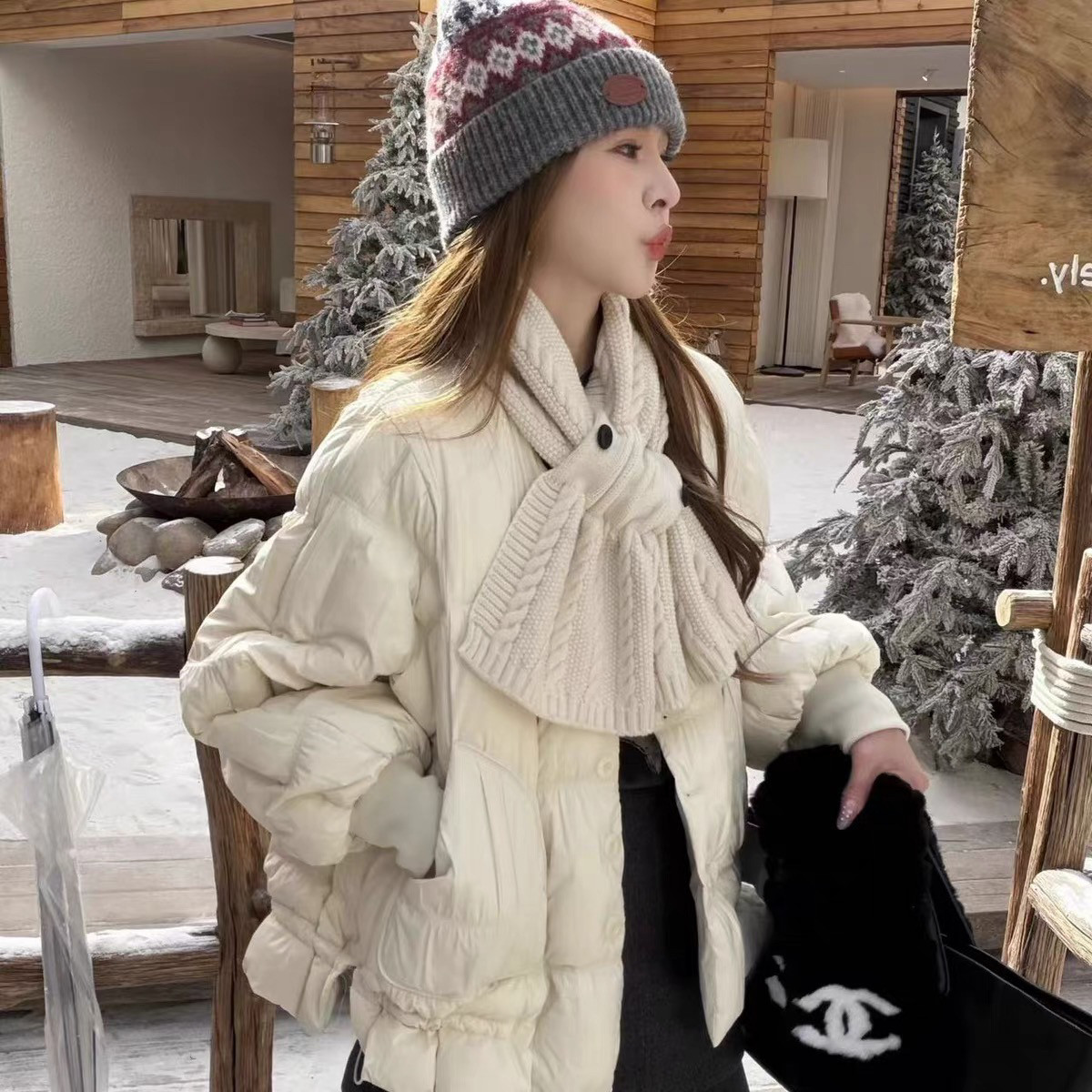 小个子秋冬新款绗缝保暖短款羽绒服外套配围巾保暖羽绒服外套女,女装/女士精品,羽绒服,淘宝优惠券,粉丝福利购,淘宝优惠卷