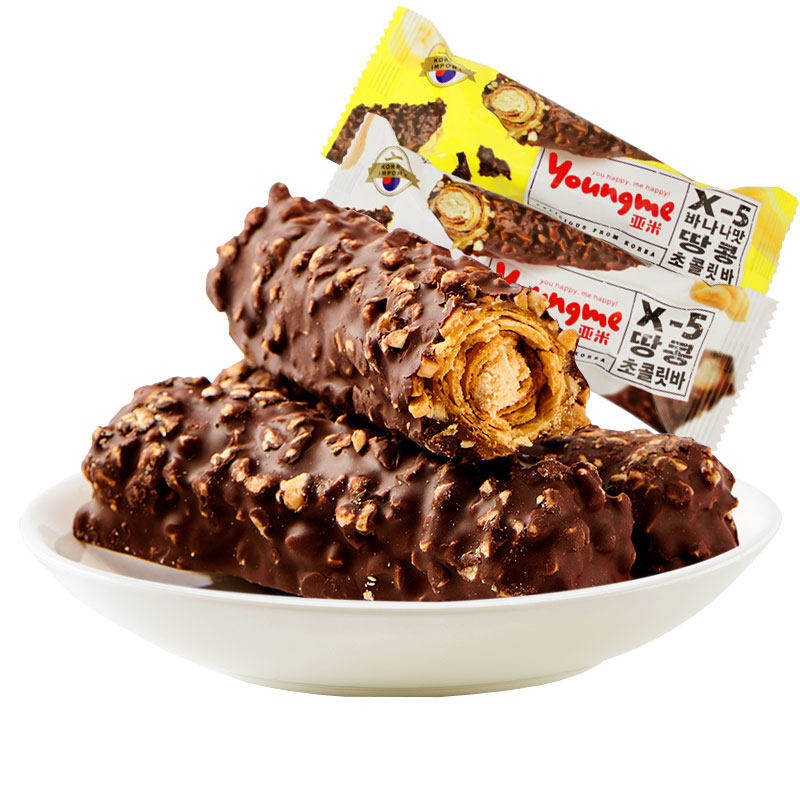 来伊份亚米X-5花生巧克力棒500g韩国进口夹心酥脆香蕉味休闲零食