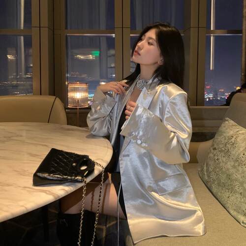 玫瑰花高级感缎面西装外套女