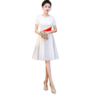 年会小礼服裙女白色礼仪服装颁奖演讲比赛朗诵合唱团演出服主持人