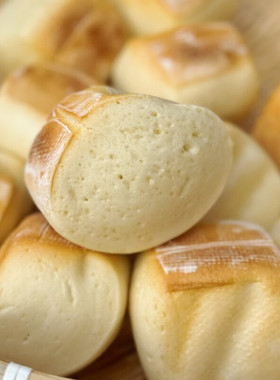 河南农村地锅馒头带焦馒头馍馍老面发酵劈柴大铁锅即食农村特产