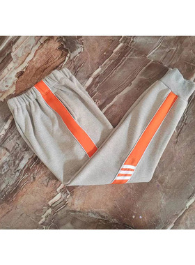 浅灰色两边白线宽橙色三条白杠螺纹束脚直筒校服裤子中学生冬加绒