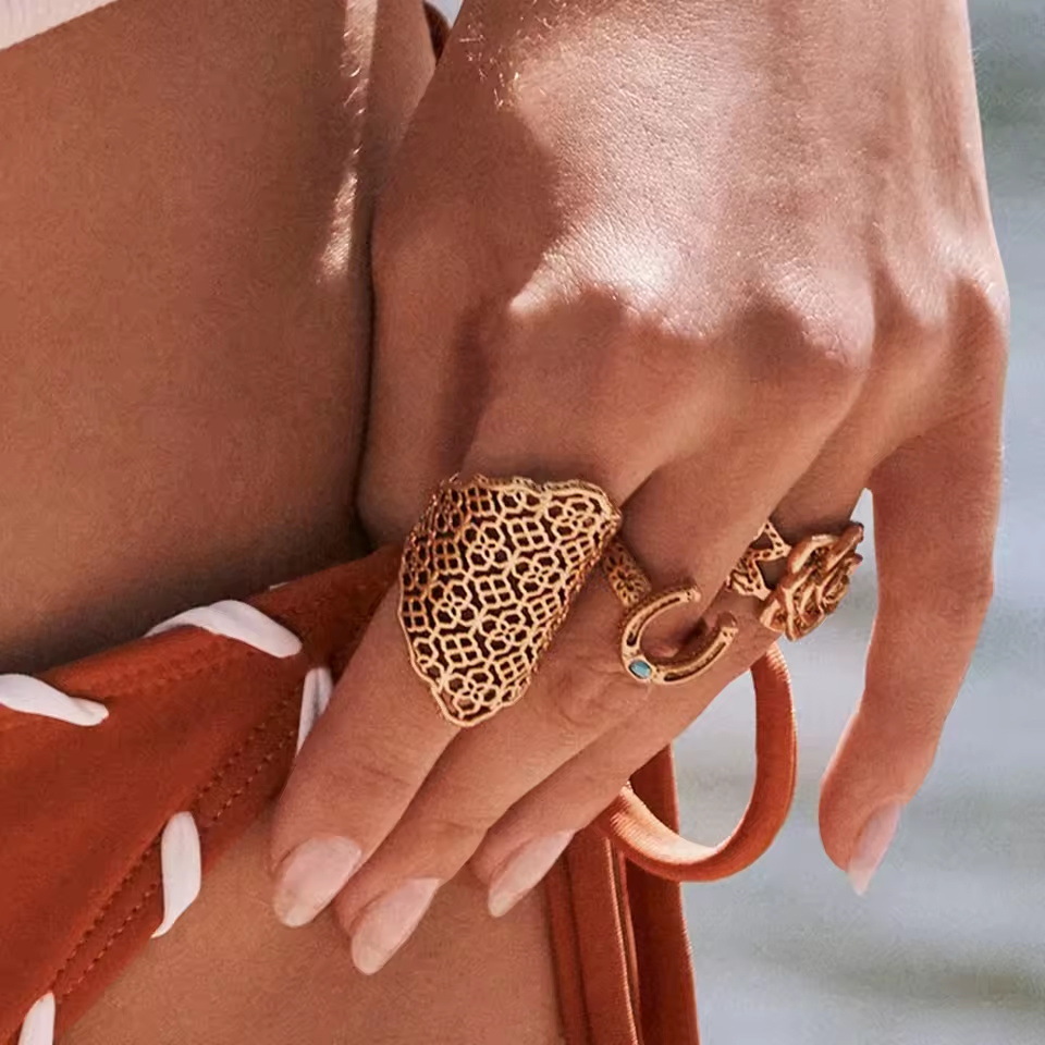 宽面波西米亚风镂空开口戒指钛钢不掉色欧美不锈钢手饰品