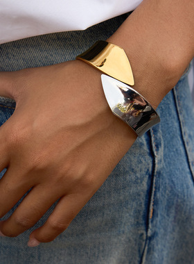 拼色钛钢可开合弹簧手镯不掉色轻奢镯子不锈钢饰品高级感