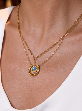 原创马术系列树脂钛钢项链轻奢高级感锁骨链不掉色不锈钢饰品