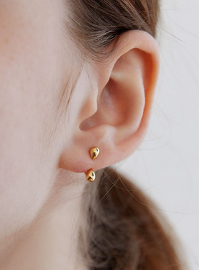 JILIFANG极简冷淡风法式精致百搭镀金银色水滴迷你耳环银针小耳钉