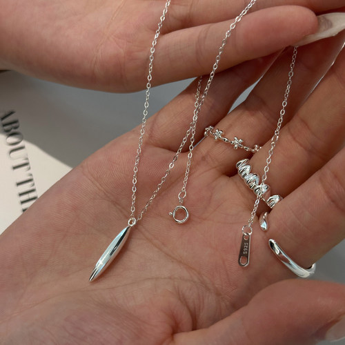 JILIFANG通体S925银几何吊坠项链