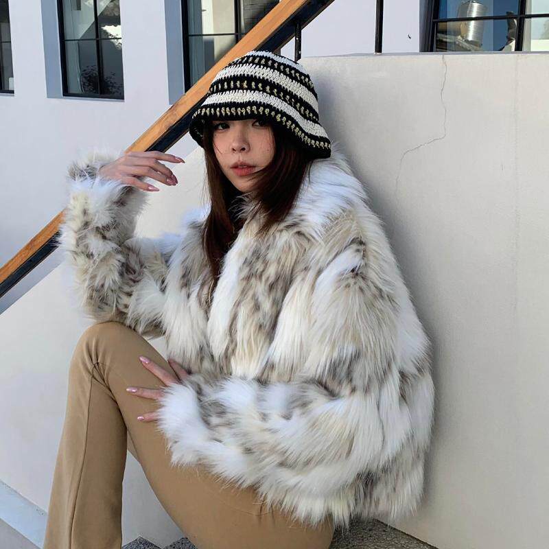 白色豹纹环保狐狸皮草外套女2025新款海宁爆款流行年轻款短款冬厚,女装/女士精品,皮草,淘宝优惠券,粉丝福利购,淘宝优惠卷