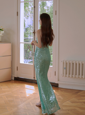 DOLLYTANG朵家 星河亮片吊带连衣裙显身材高开叉敬酒服年会小礼服