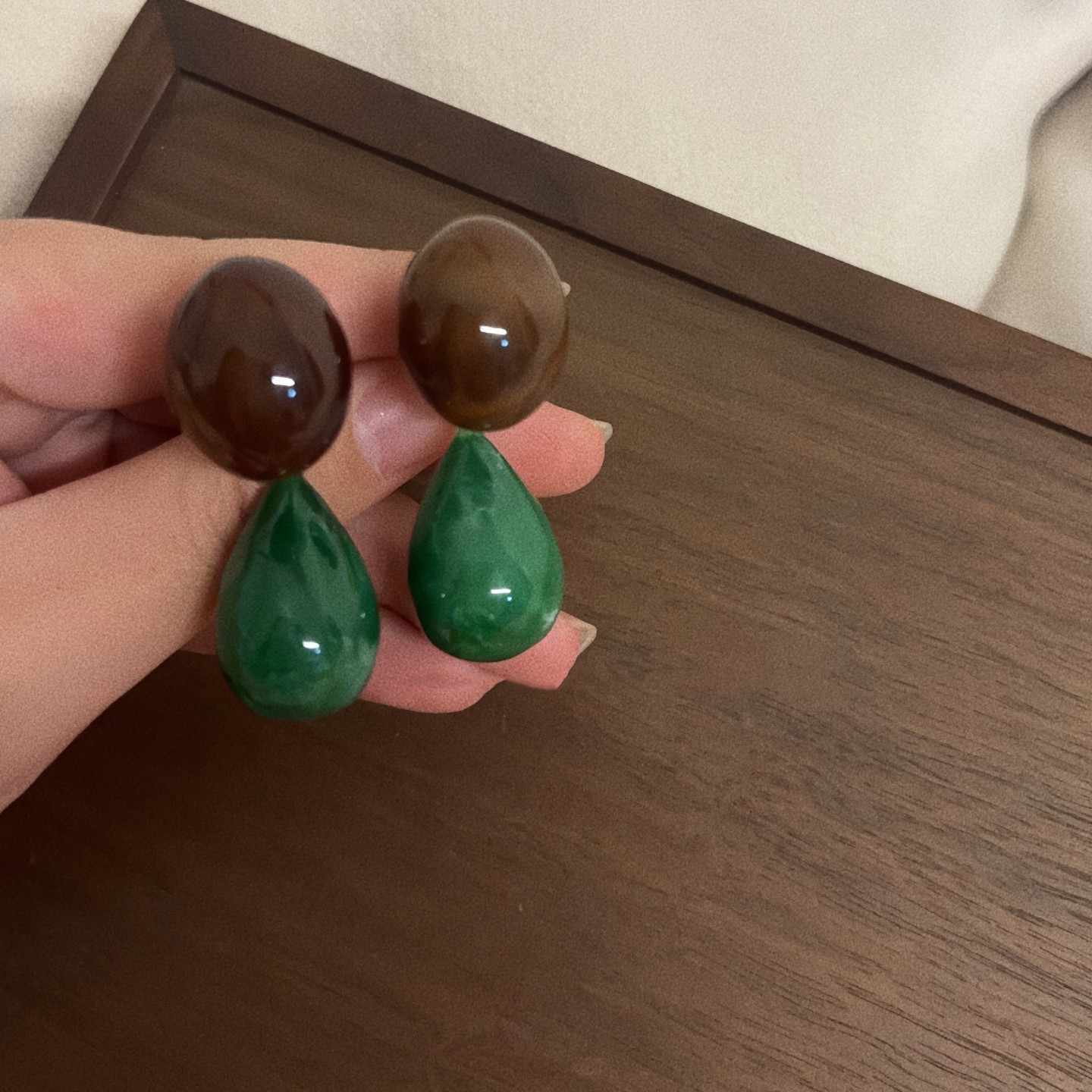 焦糖祖母绿树脂耳环轻奢小众气质