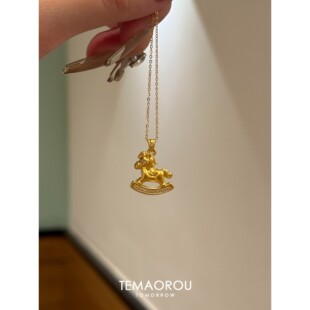 可爱金色实心摇摇木马闪钻吊坠项链新中式复古毛衣链轻奢时尚配饰