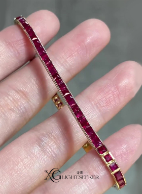 复古爆闪玫红色小方块手链高级感