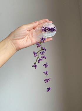不对称紫色花藤流苏圆片贝壳耳环