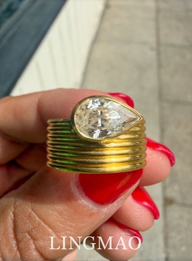 复古金色螺纹梨形闪钻戒指高级感