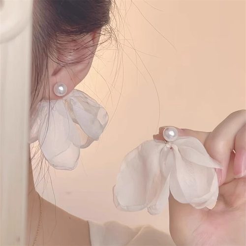 S925纯银法式仙气花朵珍珠耳环女