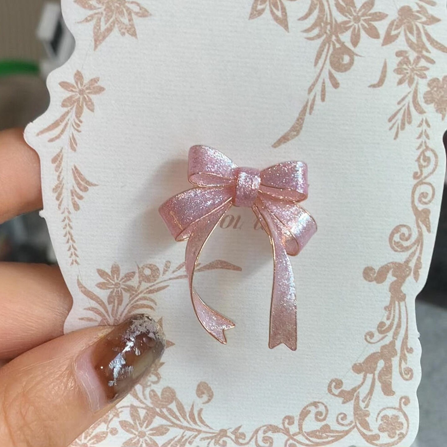 绝美细闪粉绸缎感蝴蝶结飘带耳钉甜美氛围感耳环精致百搭秋冬耳饰,饰品/流行首饰/时尚饰品新,耳环,淘宝优惠券,粉丝福利购,淘宝优惠卷