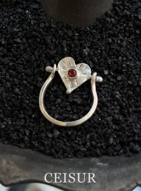 双面雕刻爱心蝴蝶结戒指复古时尚