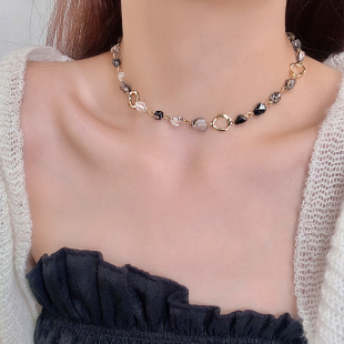 法式 简约精致文艺 不规则串珠颈链小众设计感项链女气质2022年新款
