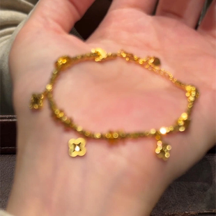 金色四叶草手链女款轻奢小众精致高级感串珠仿碎金子新款盘缠手饰