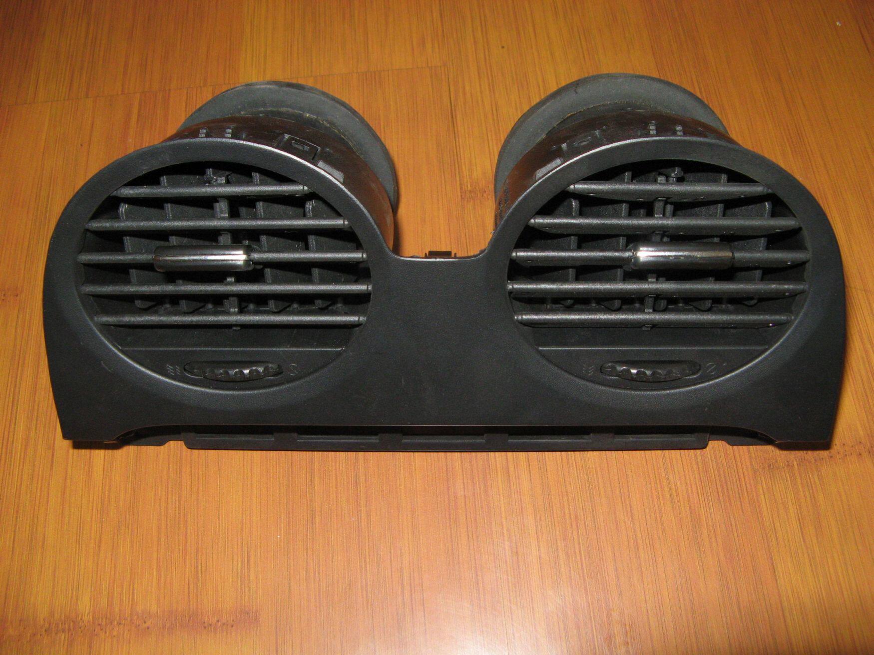 哈飞汽车原厂配件哈飞赛豹五系中央通风口空调百叶窗暖风出风口