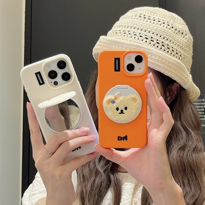 iphone17磨砂翻盖小熊镜子手机壳