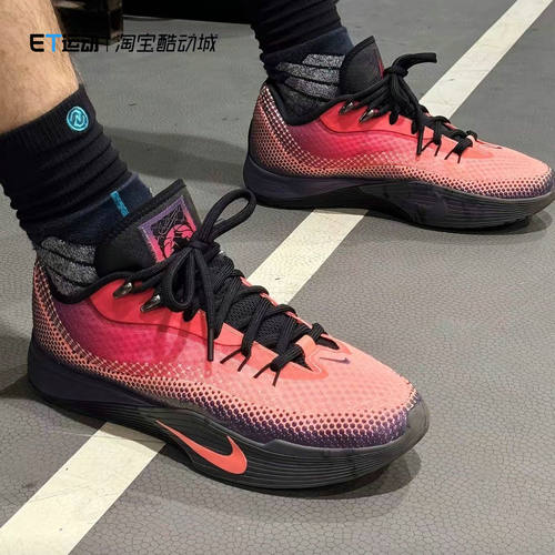 舒适耐磨缓震实战篮球鞋