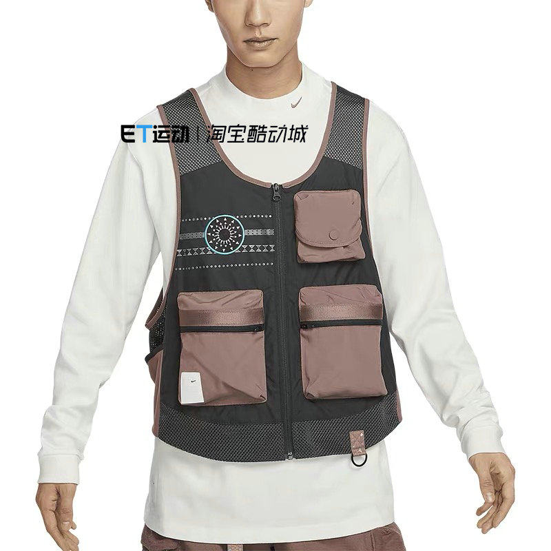 Nike耐克正品新款机能风男士时尚潮流轻盈运动休闲马甲HF0816-070