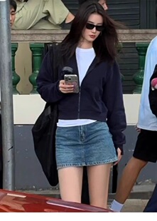 2026春季新款韩版宽松休闲百搭连帽卫衣外套女短款小个子上衣