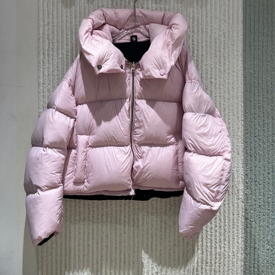 欧洲站2025冬季新款短款连帽面包羽绒服女时尚保暖外套