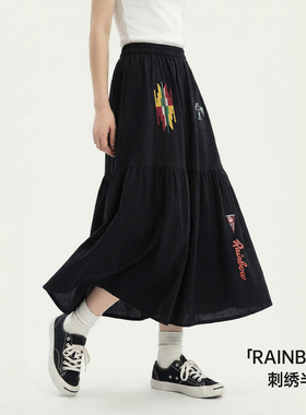 马登黑色复古松紧腰刺绣花A字过膝大裙摆半身长裙拼接裙子女士春