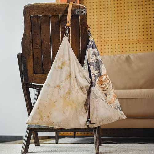 【大容量单肩三角挎包】马登女装