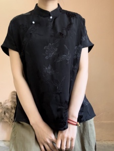 古典国风莲花扣上衣茶服