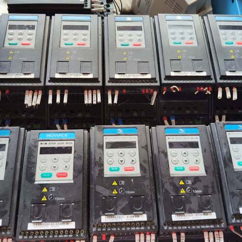 可议价变频器0.4kw MD200SO.4 220v一起有