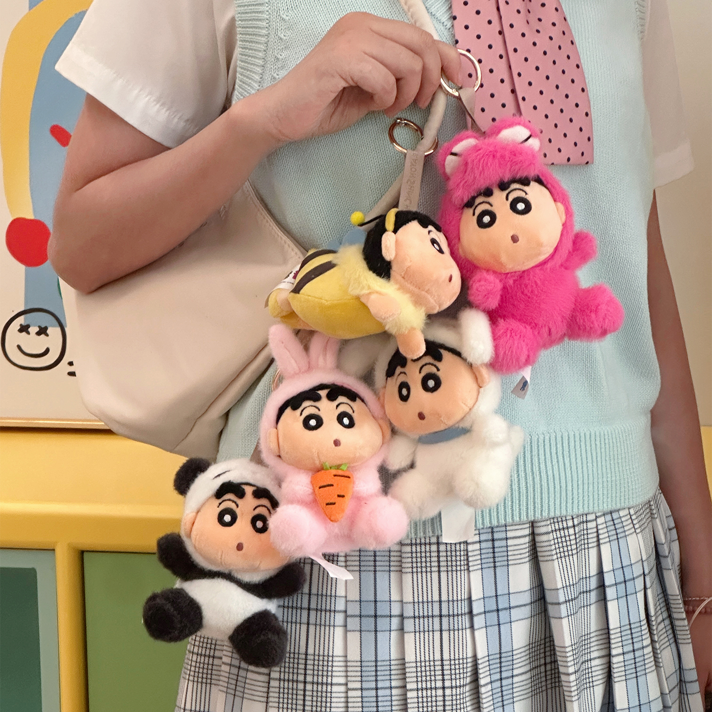 蜡笔小新毛绒玩具包包挂件