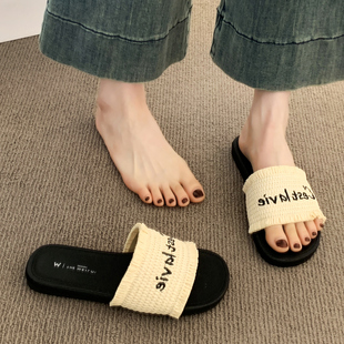 品牌法式 女夏外穿2025新款 配裙子平底時尚 海邊沙灘一 小香風(fēng)涼拖鞋